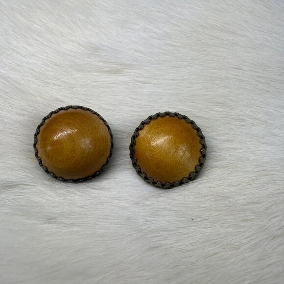 Vintage Tan Wood Circle Round Clip-on Earrings 1" - Picture 4 of 5